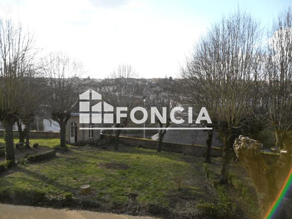 Location Studio 33.67 m² - 18 RUE JULES FERRY Poitiers 86000