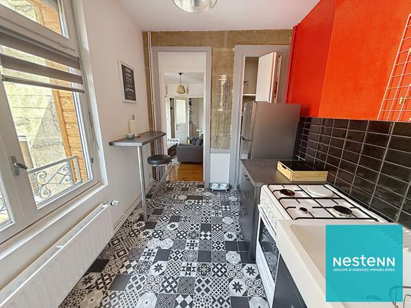CENTRE-VILLE T3 60 m² TRAVERSANT FAIBLES CHARGES ÉTAT IMPECCABLE