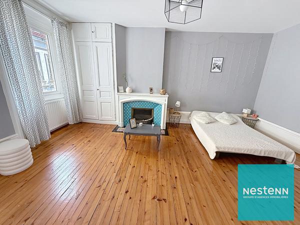 CENTRE-VILLE T3 60 m² TRAVERSANT FAIBLES CHARGES ÉTAT IMPECCABLE