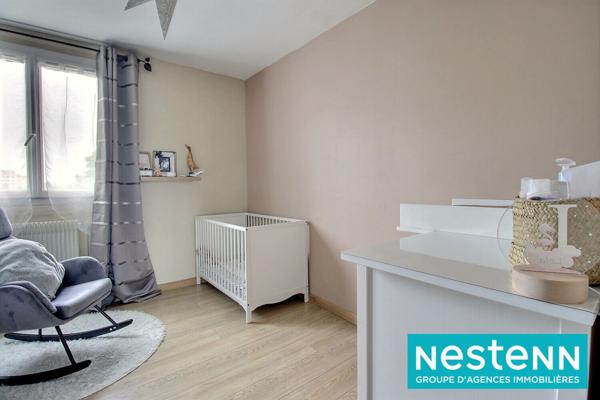 Appartement Decines Charpieu 3 pièces d'environ 56m² au calme avec vue dégagée, pas de travaux à prévoir