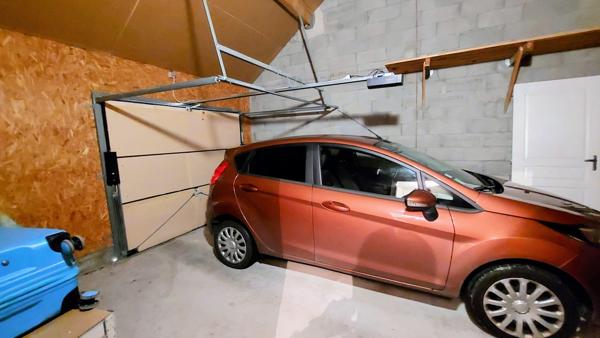 À vendre - Maison mitoyenne 1 côté, 3 pièces située à Bracieux (41250)