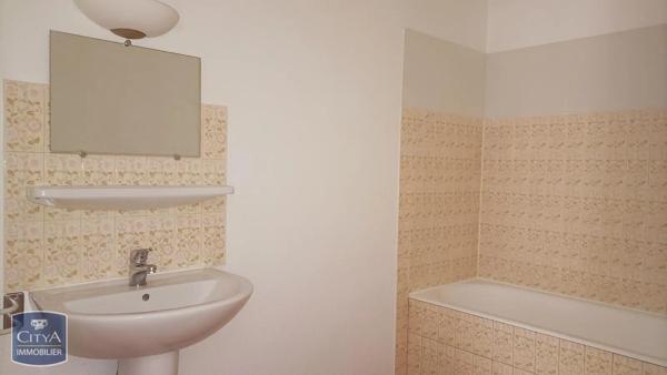 Appartement à louer 1 pièce 43.01m² Châteauroux (36000)