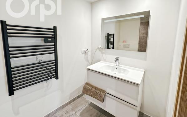 Appartement à louer    2 pièces •  Labégude