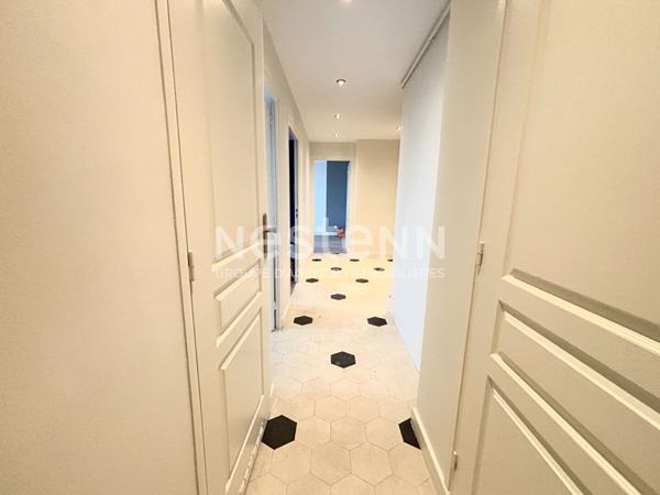 Appartement Tassin La Demi Lune 2 pièce(s) 50 m2 Horloge