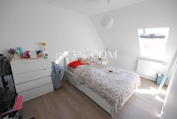 Maison
                                                                                                                                                                                                                                                                                                                        5 pièce(s)                                                                                                                                                                                                          4 chambre(s)                                                                                                                                                                                                          122  m²