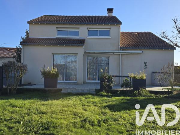 Maison à vendre 6 pièces 161 m² Mauges-sur-Loire