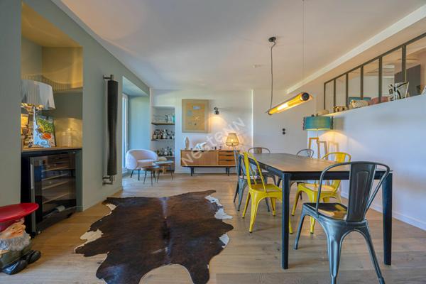 Duplex au coeur de Saint-Jorioz, 103 m² de confort entre lac et montagnes, cave et garage double