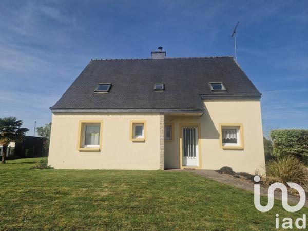 Maison 7 pièces de 128 m² à Plouguenast (22150)
