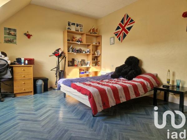 Maison 7 pièces de 128 m² à Plouguenast (22150)