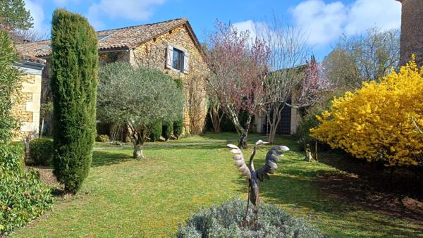 Secteur Sainte Alvère, Superbe demeure dans un environnement très calme