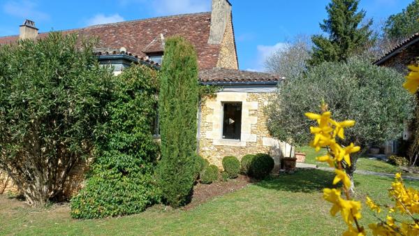 Secteur Sainte Alvère, Superbe demeure dans un environnement très calme
