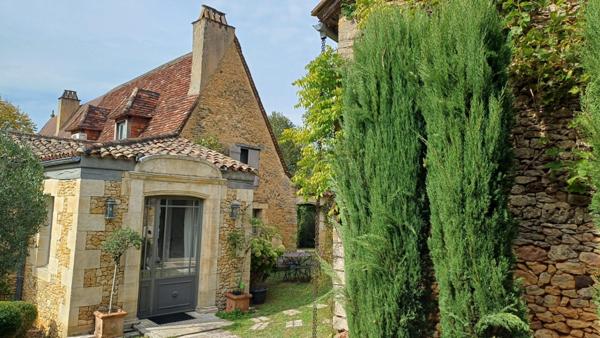 Secteur Sainte Alvère, Superbe demeure dans un environnement très calme