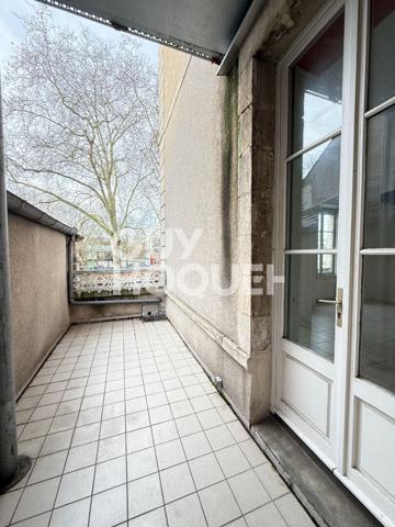 BOURGES QUARTIER RUE D'AURON