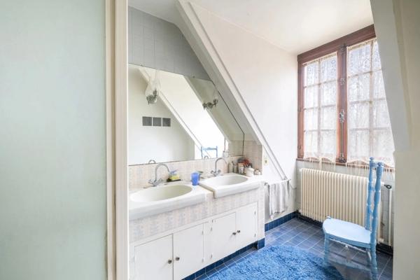 Maison longère 11 pièces 255 m² - La Norville