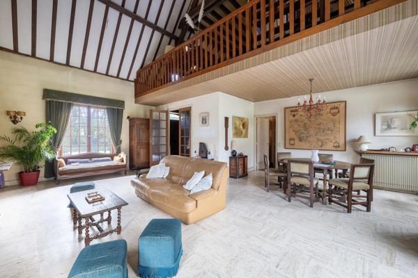 Maison longère 11 pièces 255 m² - La Norville