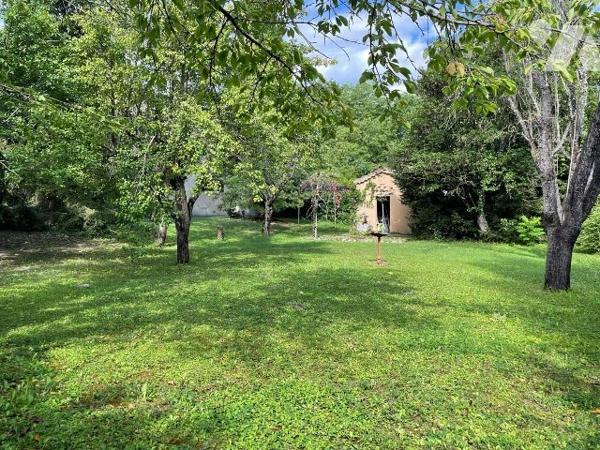 Propriété centre ville de 8 pièces - terrain 4126m²