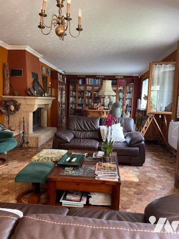 Propriété centre ville de 8 pièces - terrain 4126m²