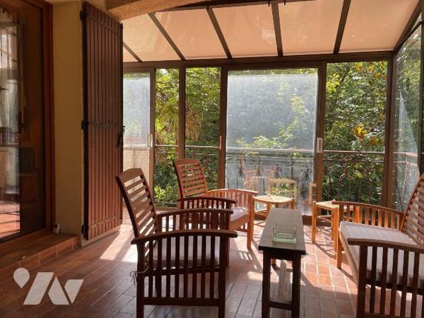 Propriété centre ville de 8 pièces - terrain 4126m²