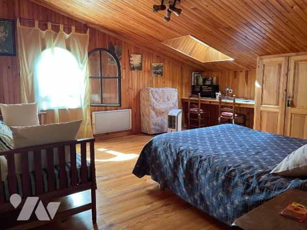 Propriété centre ville de 8 pièces - terrain 4126m²