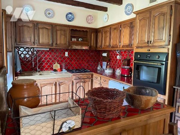 Propriété centre ville de 8 pièces - terrain 4126m²