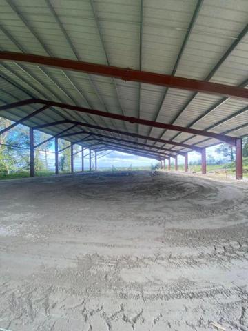 Centre Equestre en Centre Bretagne, Murs commerciaux