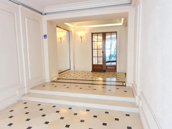 Dpt Paris (75), à vendre PARIS 8EME ARRONDISSEMENT appartement T6