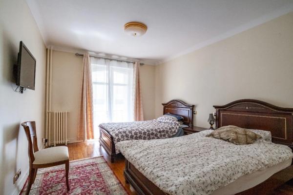 Dpt Paris (75), à vendre PARIS 8EME ARRONDISSEMENT appartement T6