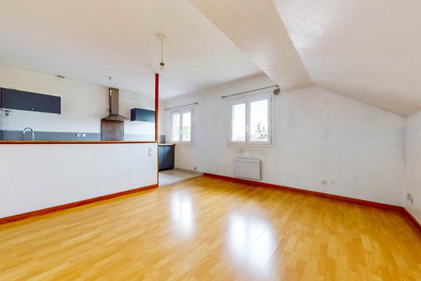A vendre - Appartement deux pièces avec fort potentiel - rue Marius Ferrero - 74000 ANNECY