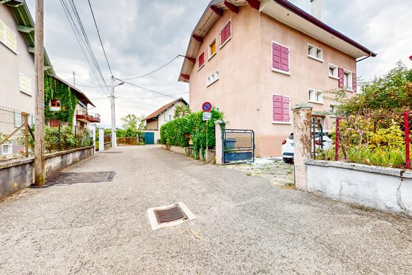 A vendre - Appartement deux pièces avec fort potentiel - rue Marius Ferrero - 74000 ANNECY