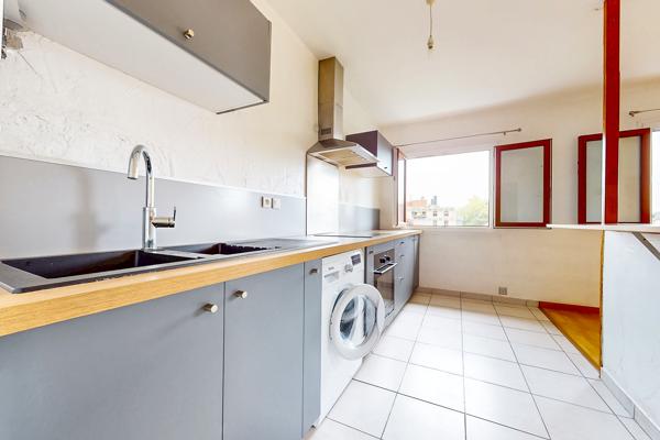A vendre - Appartement deux pièces avec fort potentiel - rue Marius Ferrero - 74000 ANNECY