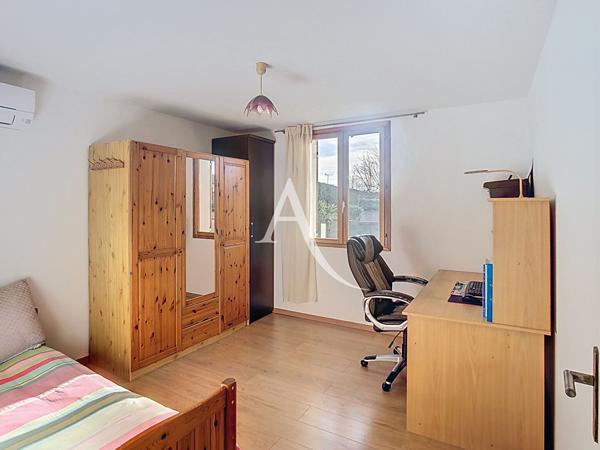 Maison LABARTHE SUR LEZE , de plain pied 4 pièce(s) 99 m2 avec garage et piscine