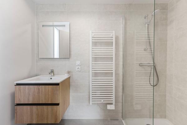 Vente Appartement de luxe Évian-les-Bains 4 Pièces 117 m²
