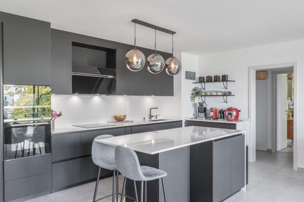 Vente Appartement de luxe Évian-les-Bains 4 Pièces 117 m²