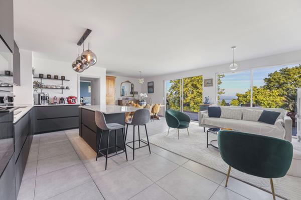 Vente Appartement de luxe Évian-les-Bains 4 Pièces 117 m²