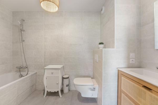 Vente Appartement de luxe Évian-les-Bains 4 Pièces 117 m²