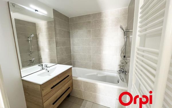 Maison à vendre    5 pièces • 100,70 m2 Corbas