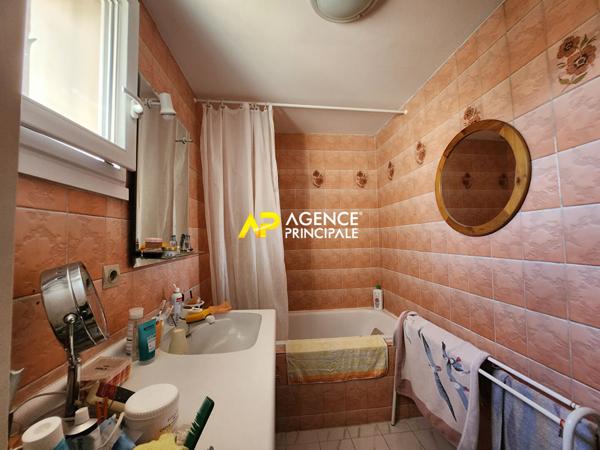 Maison 5 pièces, 4 chambres à 12 minutes de la gare à d'ARGENTEUIL, SAINT-GRATIEN et EPINAY. 302 000 € ** - Référence 4409