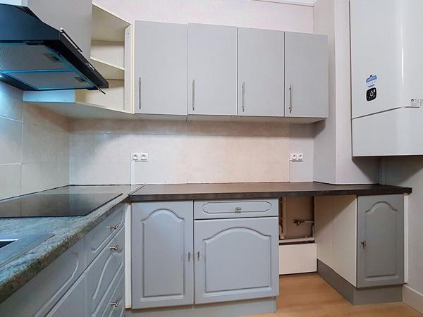 A Louer PAU Quartier TRESPOEY- Un bel appartement T2 rénové de 58.30 m² avec garage de 29.81 m² et un balcon,