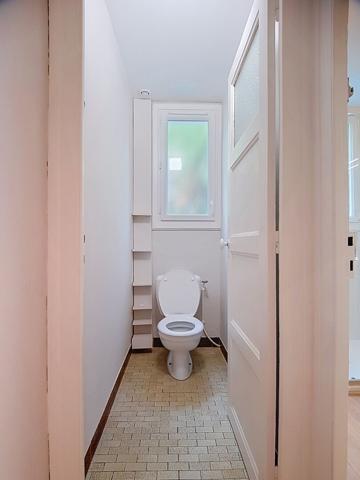 A Louer PAU Quartier TRESPOEY- Un bel appartement T2 rénové de 58.30 m² avec garage de 29.81 m² et un balcon,