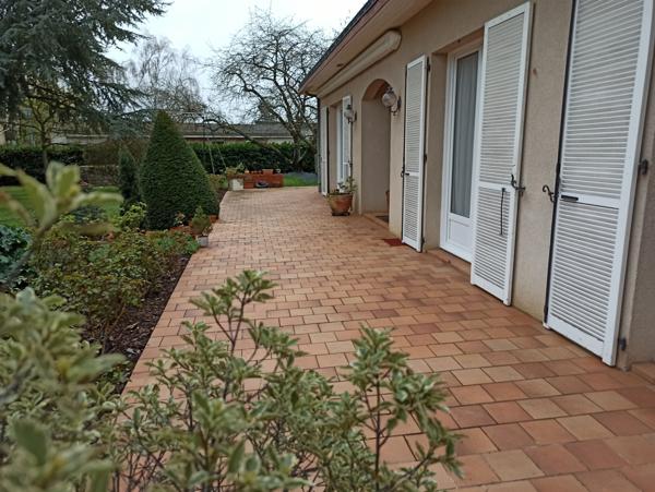 Centre Brulon, grande maison de 170m², 5 chambres