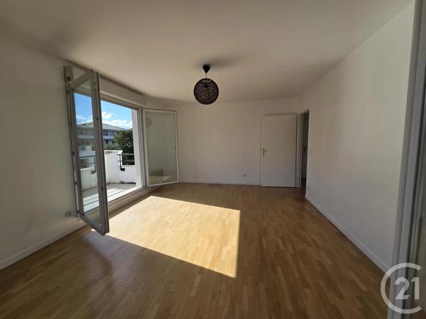 Appartement F3 à vendre  3 pièces - 61,39 m 2   ST OUEN L AUMONE  - 95