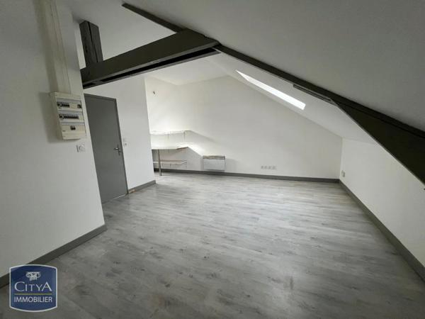 Appartement à louer 1 pièce 19.06m² Saint-Quentin (02100)