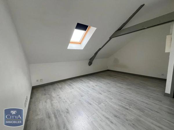Appartement à louer 1 pièce 19.06m² Saint-Quentin (02100)