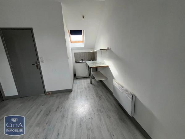 Appartement à louer 1 pièce 19.06m² Saint-Quentin (02100)