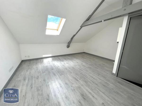 Appartement à louer 1 pièce 19.06m² Saint-Quentin (02100)