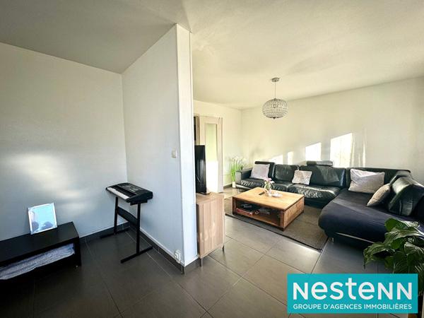 Appartement Villeurbanne 4 pièce(s) 70m2 - Cave - Parking collectif fermé et sécurisé