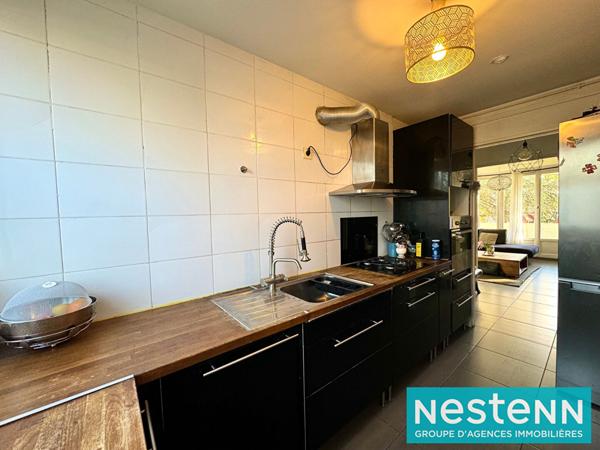 Appartement Villeurbanne 4 pièce(s) 70m2 - Cave - Parking collectif fermé et sécurisé