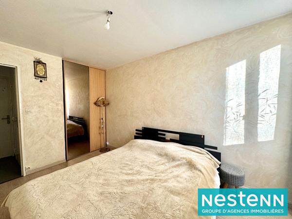 Appartement Villeurbanne 4 pièce(s) 70m2 - Cave - Parking collectif fermé et sécurisé