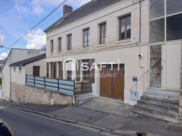belle maison au centre de montataire avec beaucoup de potentiel avec un beau rapport qualité prix avec une possibilité d'y faire trois logements pour des investisseurs et les marchands des biens