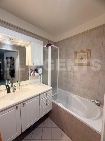 EXCLUSIVITE ; APPARTEMENT PROCHE CENTRE VILLE DE TYPE 3 PIECES 